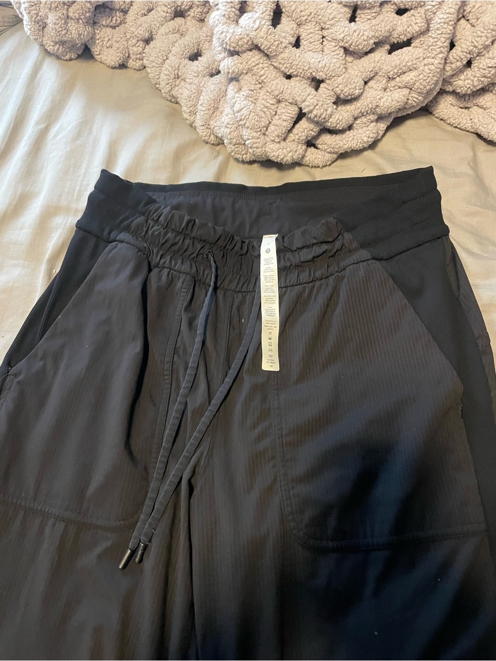 lululemon athletica Black Women's Drawstring Jogger Pants